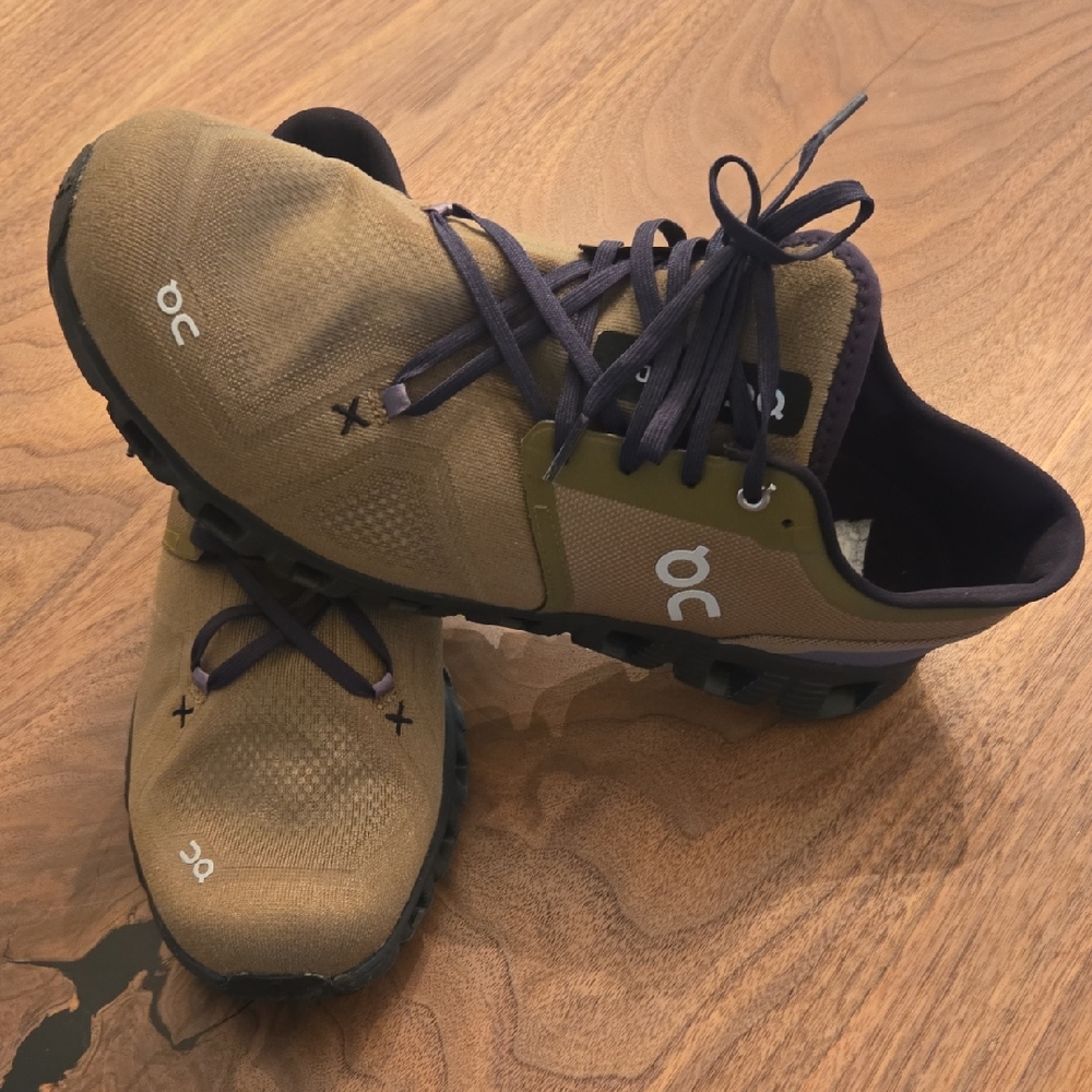 OnCloud Men's Athletic Shoes